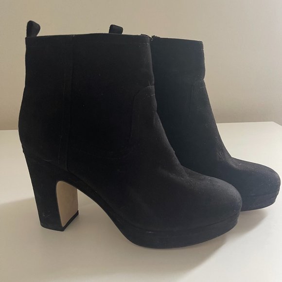 Black Suede Ankle length heeled boots / H&M - Picture 2 of 5